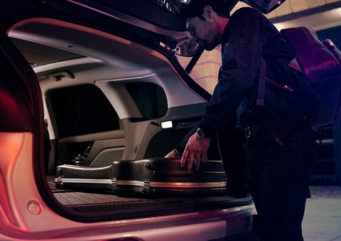 The driver of a 2024 Lincoln Corsair® SUV is shown selecting the drive mode. | Caruso Lincoln in Long Beach CA